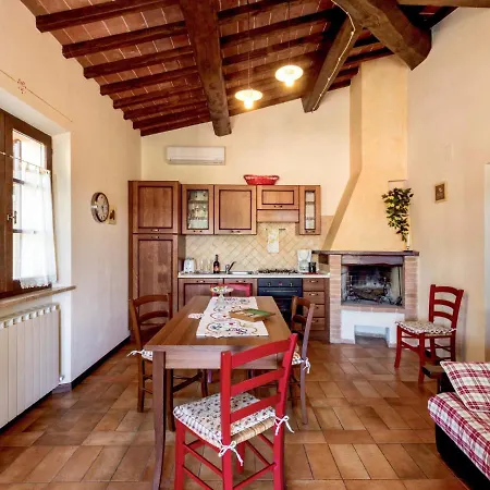 Locazione Turistica Casa Graziani-1 Holiday home *